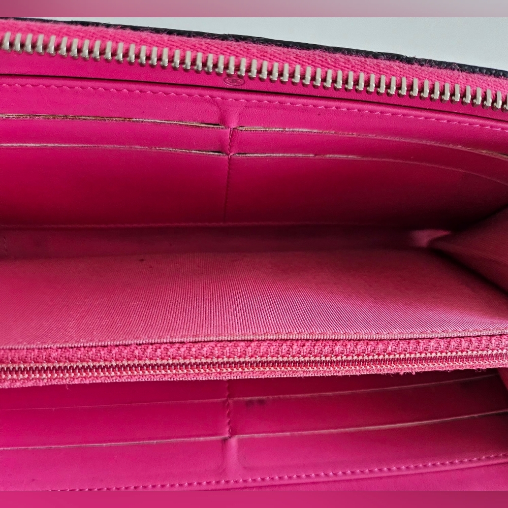 Chanel Black Caviar Quilted Gusset Zip Around Long Wallet - Picture 10 of 16